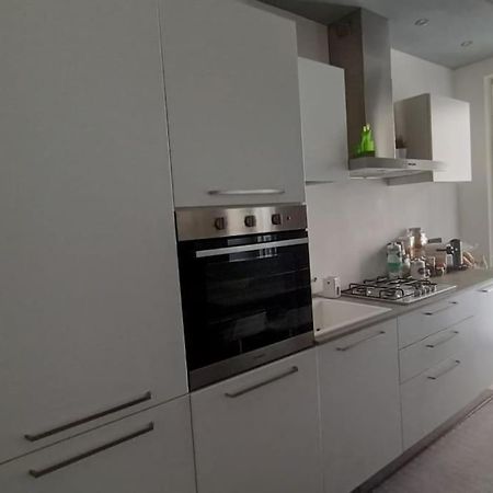 Centro Storico Piazza Vittoria Appartement Pavia Buitenkant foto